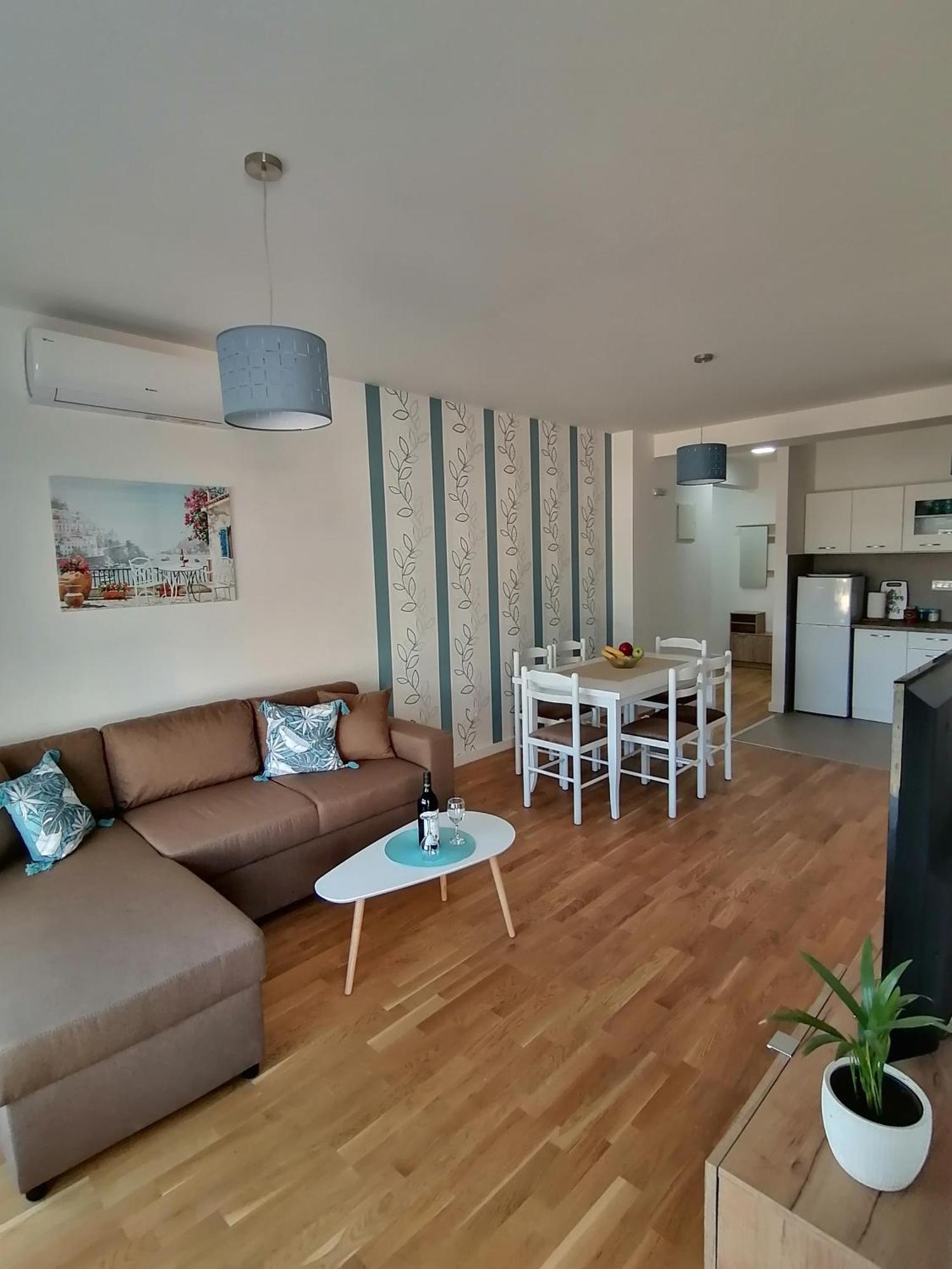 Vegi Apartments Bar Luaran gambar