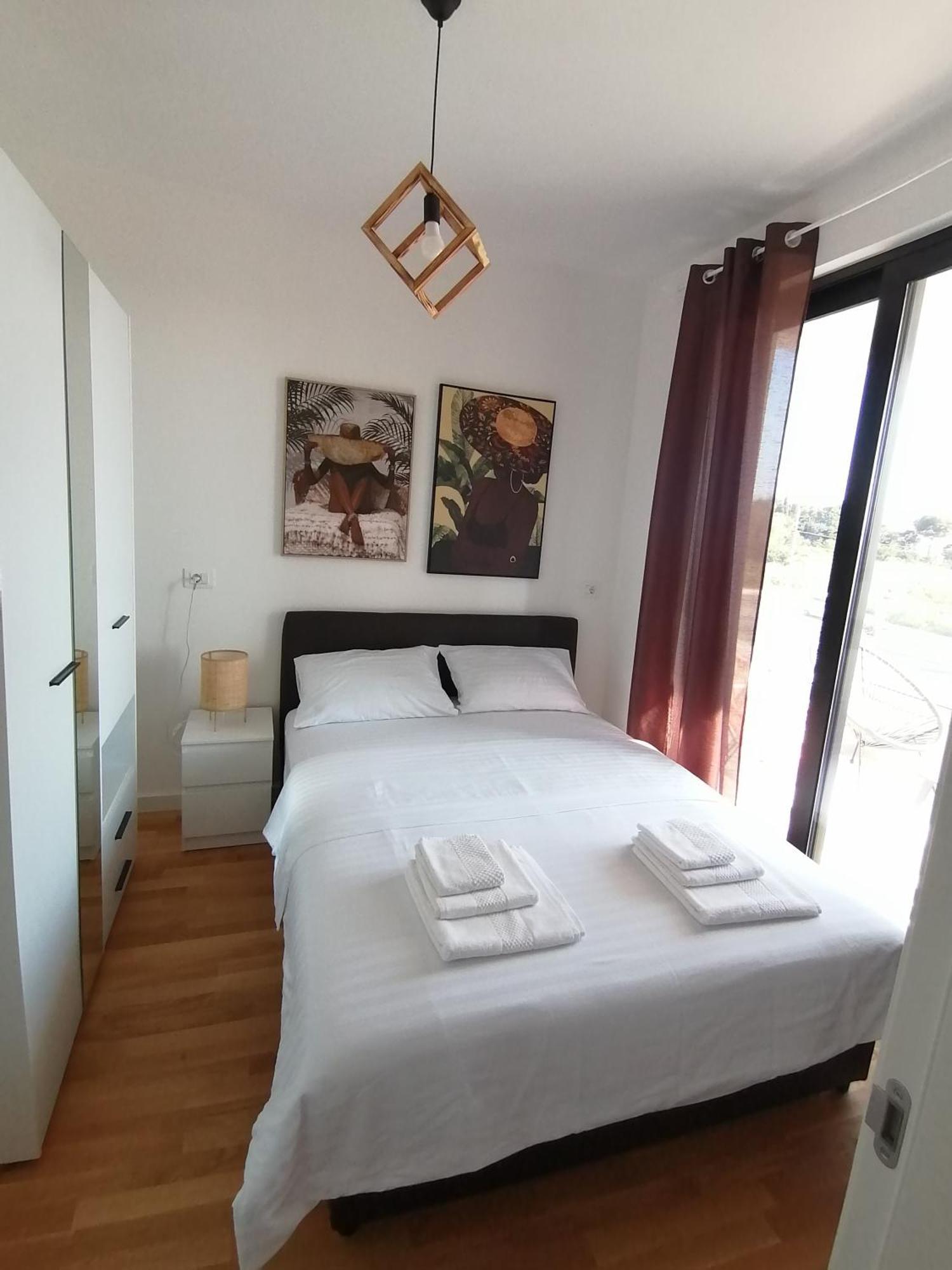 Vegi Apartments Bar Luaran gambar